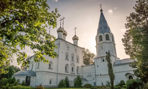 Собор Благовещения Пресвятой Богородицы в Благовещенском Вязниковском монастыре (1643 г.)